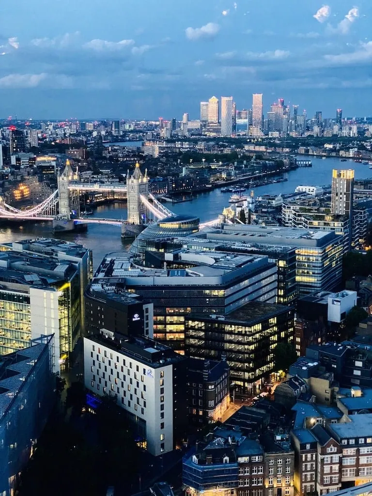 The view of downtown London from the Aqua Shard building