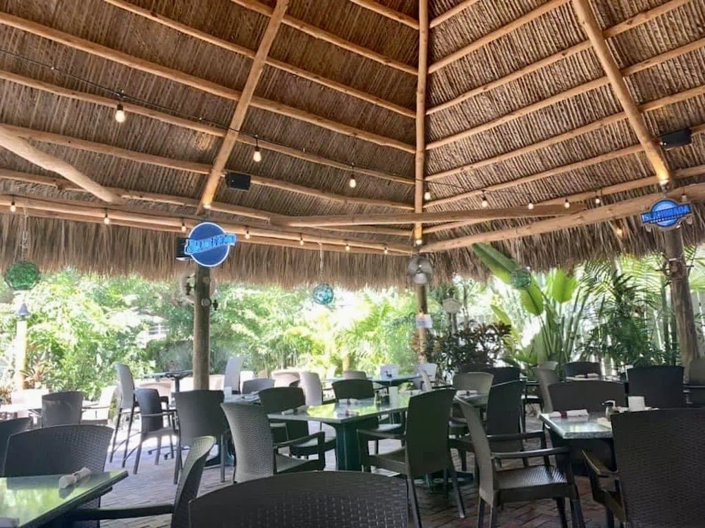 One of the tiki restaurants on the drive to Key West