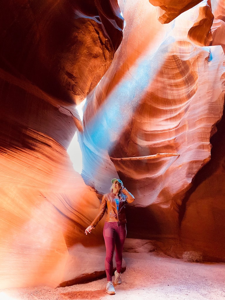 Seeing the light beams in Upper Antelope Canyon; Page, AZ