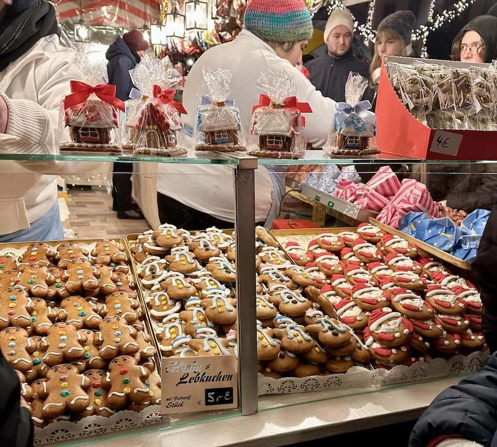 Lebkuchen (gingerbread) at the Nuremberg Christmas market in Germany