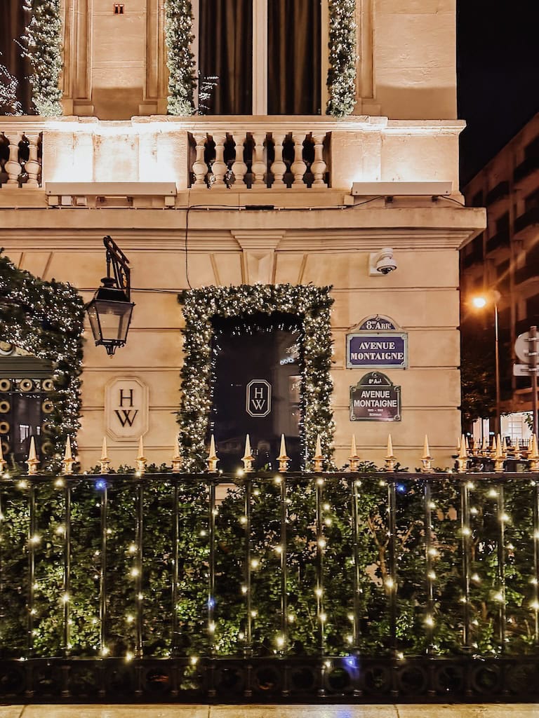 Hôtel Plaza Athénée; Paris, France