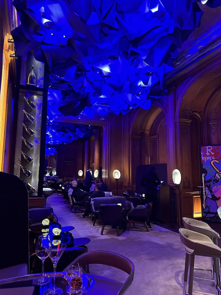 Le Bar in Hôtel Plaza Athénée