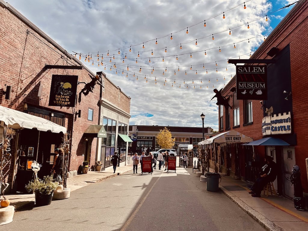 Salem Witch Village and Salem Wax Museum 