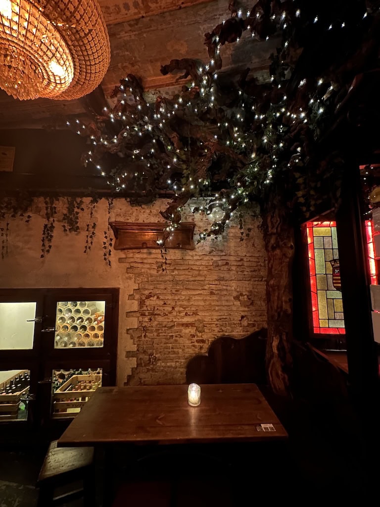 La Alcoba Barcino; Barcelona, Spain